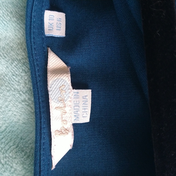 BODEN BLUE SHIRT - SIZE 6 - IN GREAT CONDITION❗ - Picture 4 of 5